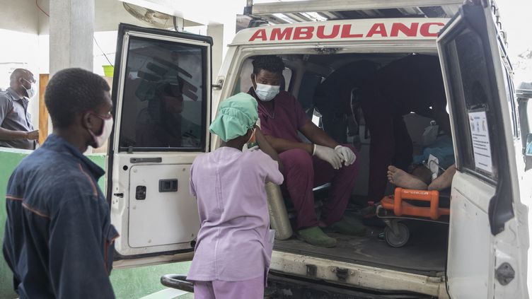 Le nombre de blessés par balle augmente à Port-au-Prince, les hôpitaux manquent de fournitures médicales